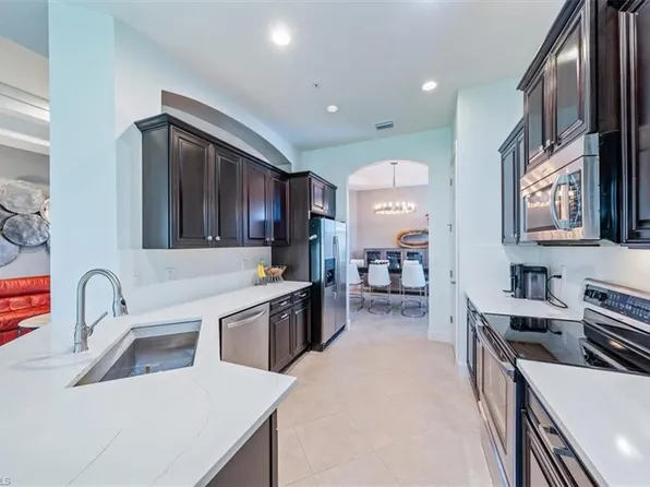 9528 Ironstone TER #201, NAPLES, FL 34120