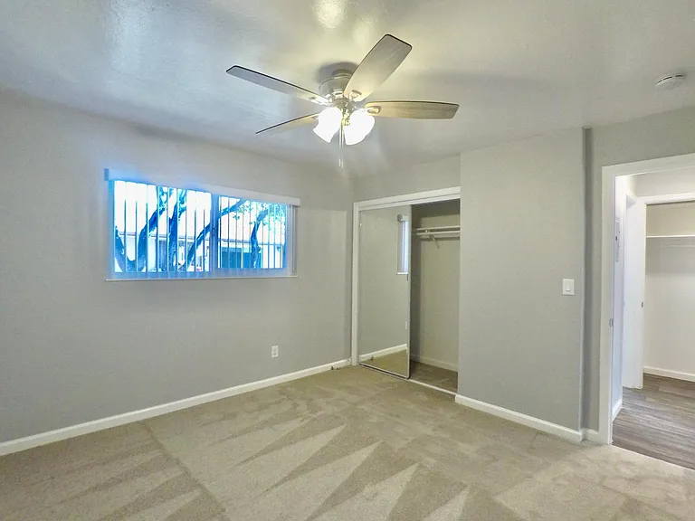 633 Grand Fir Ave #6 — Photo 10