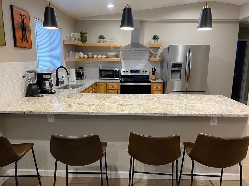 1st image of 2701 N Palo Verde Blvd #B