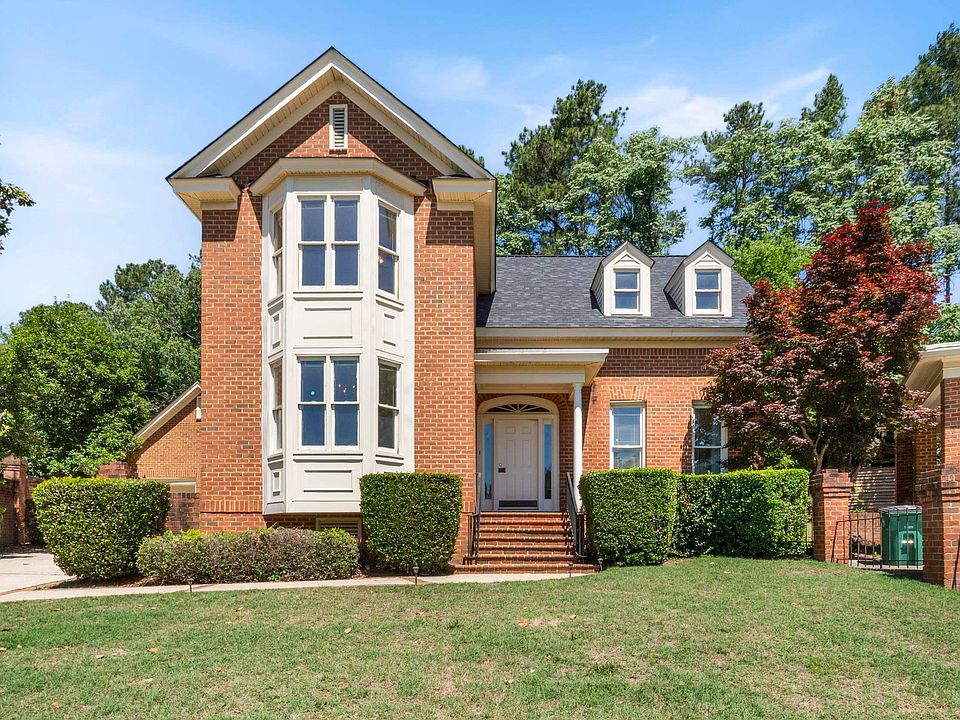 1st image of 261 Berry Tree Ln