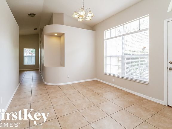 5th image of 8066 Stirrupwood Ct