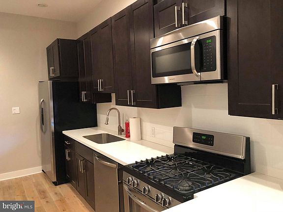 2nd image of 1636 Ridge Ave APT 2