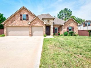 4724 W Country Club Dr, Stillwater, OK 74074