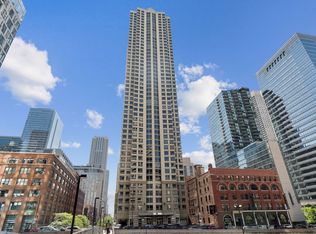440 N Wabash Ave APT 2702, Chicago, IL