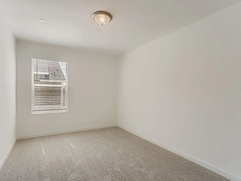 2744 Bear Springs Cir — Photo 12