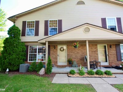 36853 Lakeview Ln, Richmond, MI, 48062