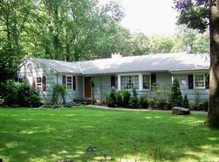 5293 Madison Ave, Trumbull, CT 06611