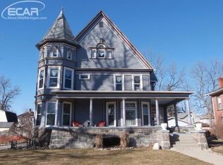 527 N Washington St, Owosso, MI 48867