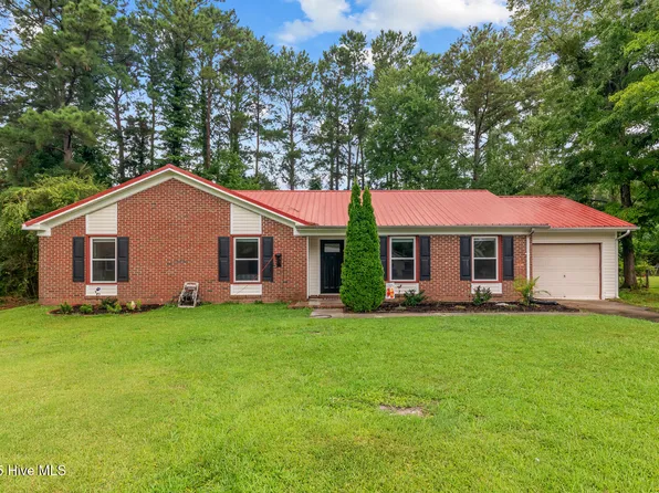 703 Shadowridge Road, Jacksonville, NC 28546