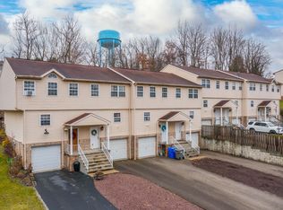 159 E Londonderry Dr, New Brighton, PA