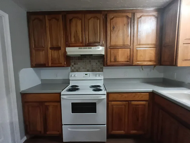 3221 Greenbrier Ter — Photo 6