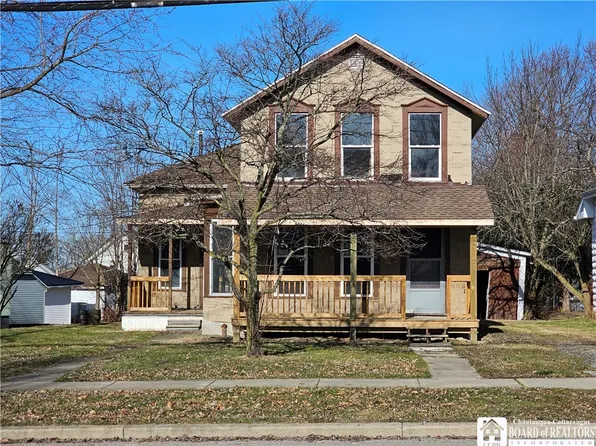 320 Central Ave, Silver Creek, NY 14136