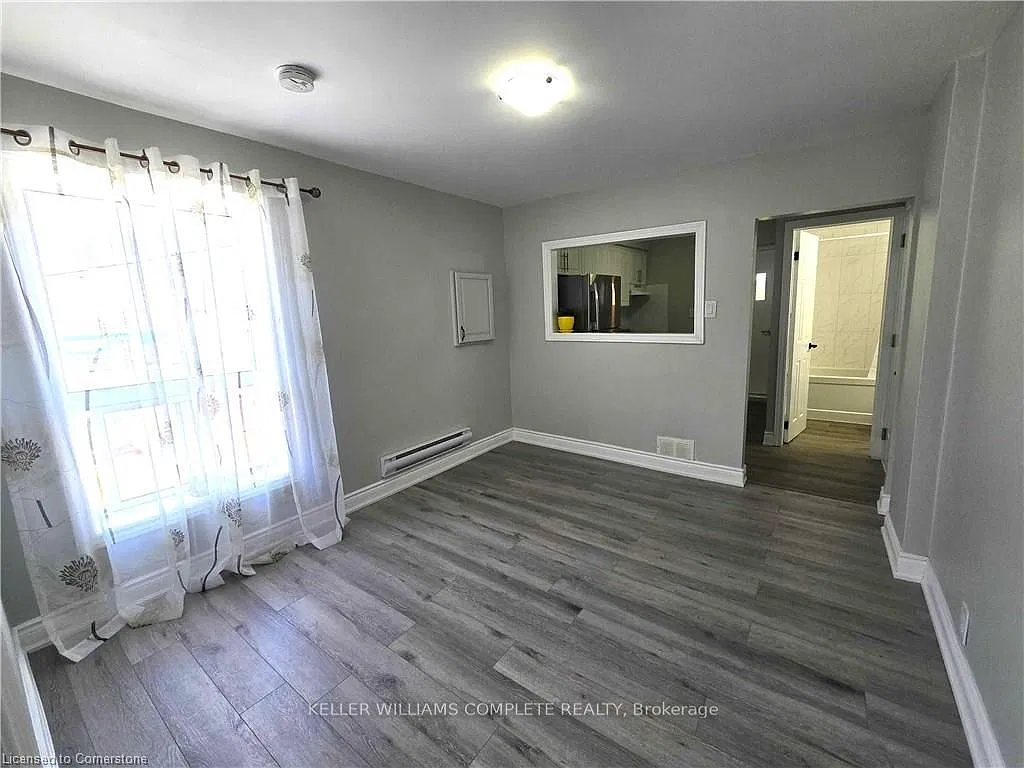 1 bed, 700 sqft, $1,425 — Photo 2