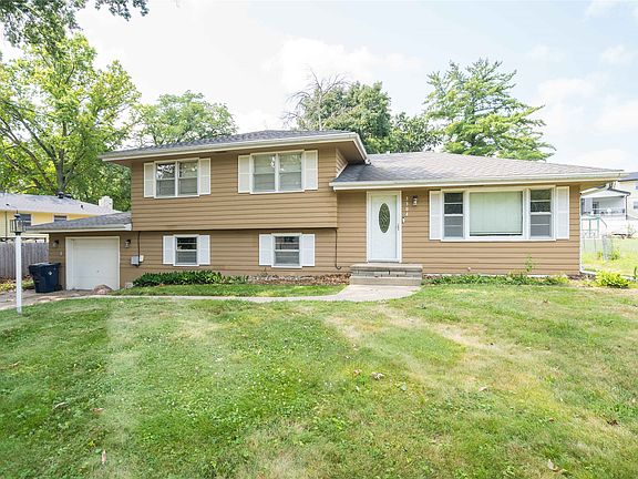 2nd image of 3304 Hillsdale Dr