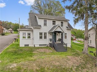 529 Duss Ave, Rochester, PA 15074