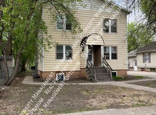 220 10th St N #5, Moorhead, MN 56560