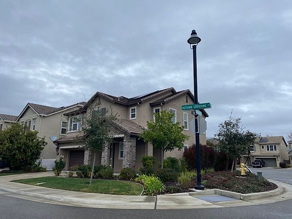 2nd image of 4115 Autumn Crossing Ln