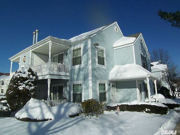 2nd image of 218 Fairview Cir #37