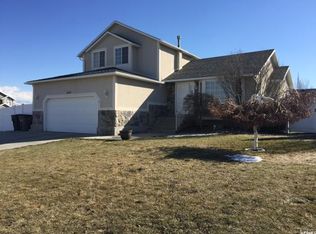 3657 W Kirkside Dr, South Jordan, UT 84095
