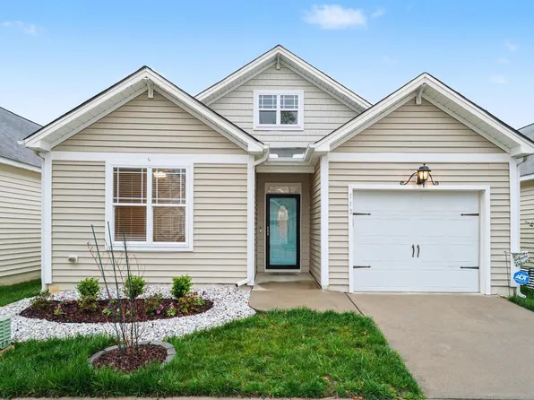 112 Denby Cir, Clayton, NC 27527