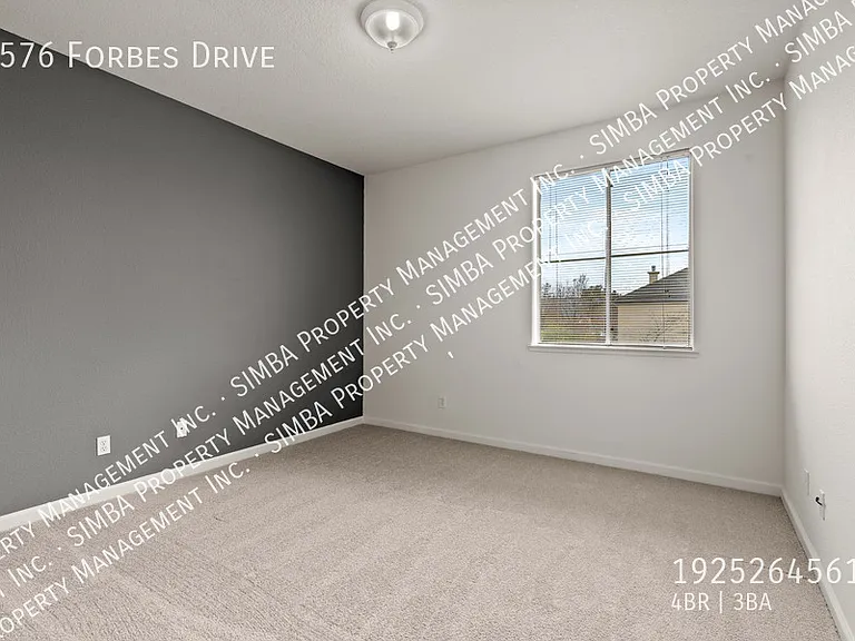 5576 Forbes Dr — Photo 35
