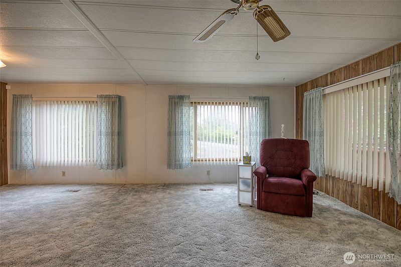 5th image of 276 Summit Avenue