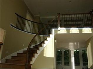 6824 Lake Washington Blvd SE, Newcastle, WA 98056