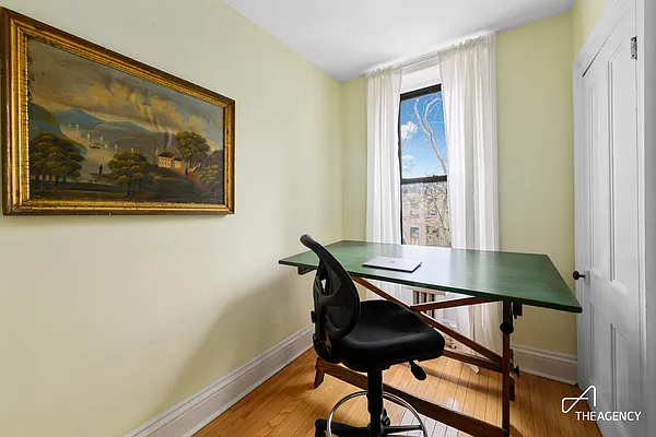 Rented by The Agency | media 14