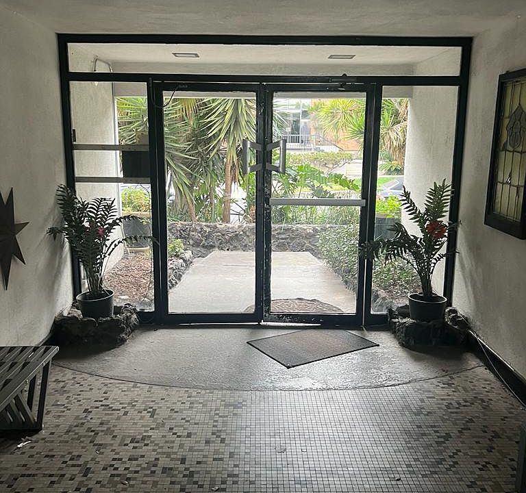 1540 N Laurel Ave APT 22, Los Angeles, CA 90046 | Zillow