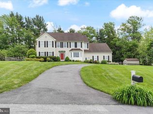 101 Hart Dr, Avondale, PA 19311