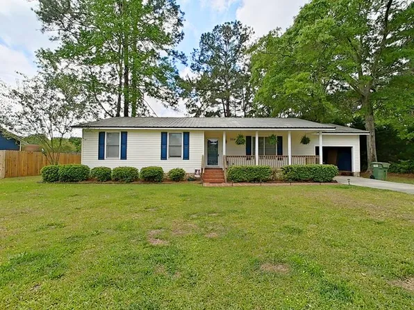 1014 Robin Dr, Thomasville, GA 31792