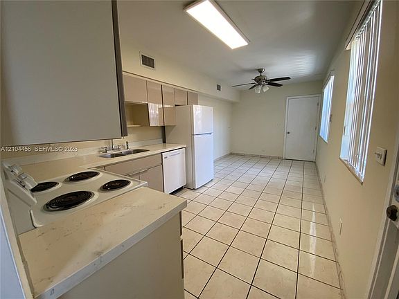 5th image of 80 NW 60th Ct