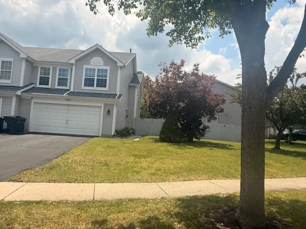 1381 Newport St, Mundelein, IL 60060
