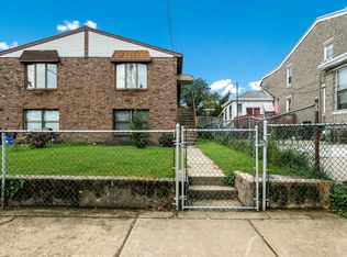 4016 Decatur St, Philadelphia, PA 19136