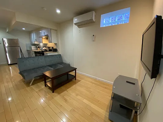 Rented by Project Queens LLC | media 5