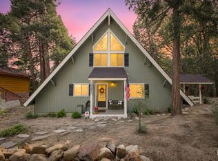 10821 Ponderosa Dr, Wofford Heights, CA 93285