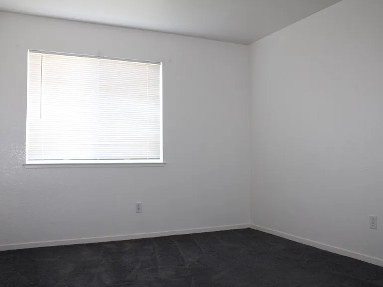 258 Napoli Ct — Photo 30