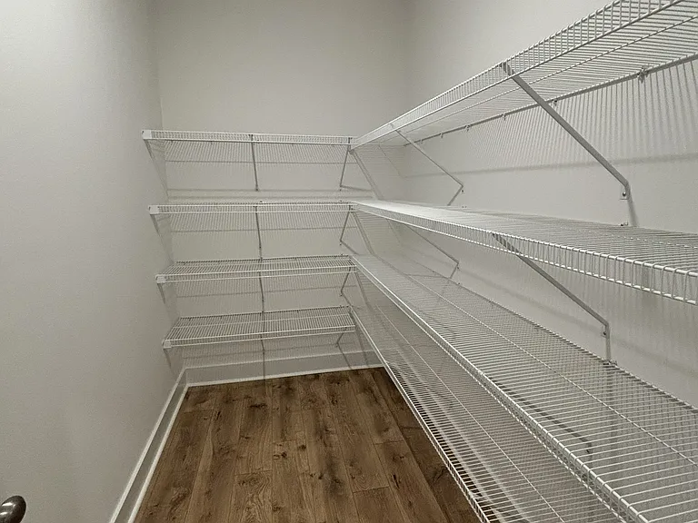 1008 Timothy Ln — Photo 13