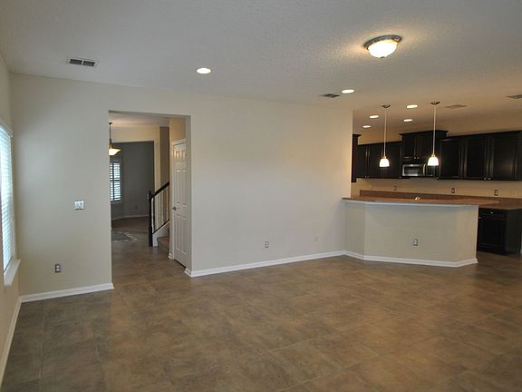 4th image of 6203 Devonhurst Dr