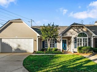 7 Shelburne Ct, Greensboro, NC 27455