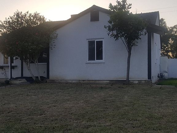 2nd image of 10657 Avonbury Ave