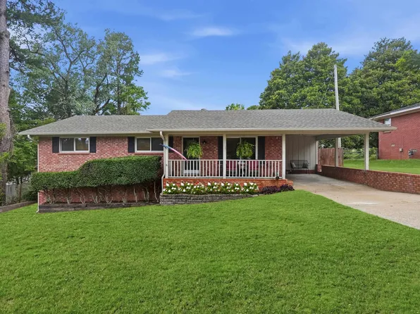 501 Oaklawn Dr, Morrilton, AR 72110
