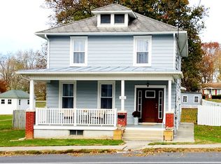 1625 E Chocolate Ave, Hershey, PA 17033