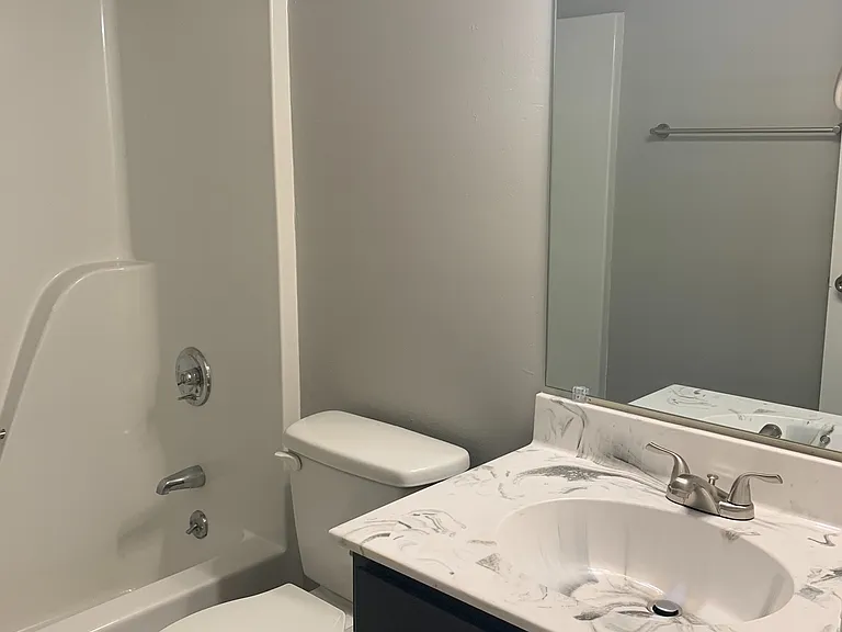 271 White Oak Rd #C — Photo 14