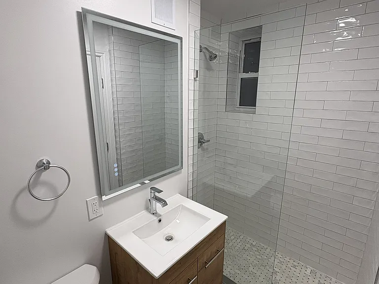 309 E 81st St #2RW — Photo 3