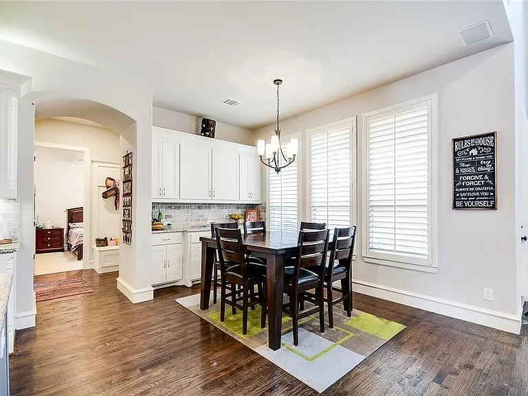 6209 Metz St — Photo 12