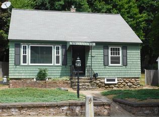 25 Courtland St, Worcester, MA 01602