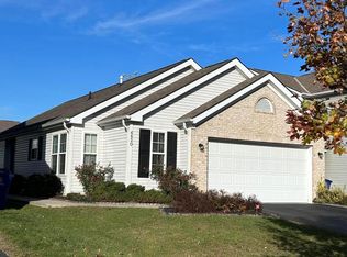 6820 Riding Trail Dr, Canal Winchester, OH 43110