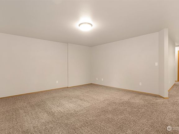 3rd image of 3609 30th Avenue SE