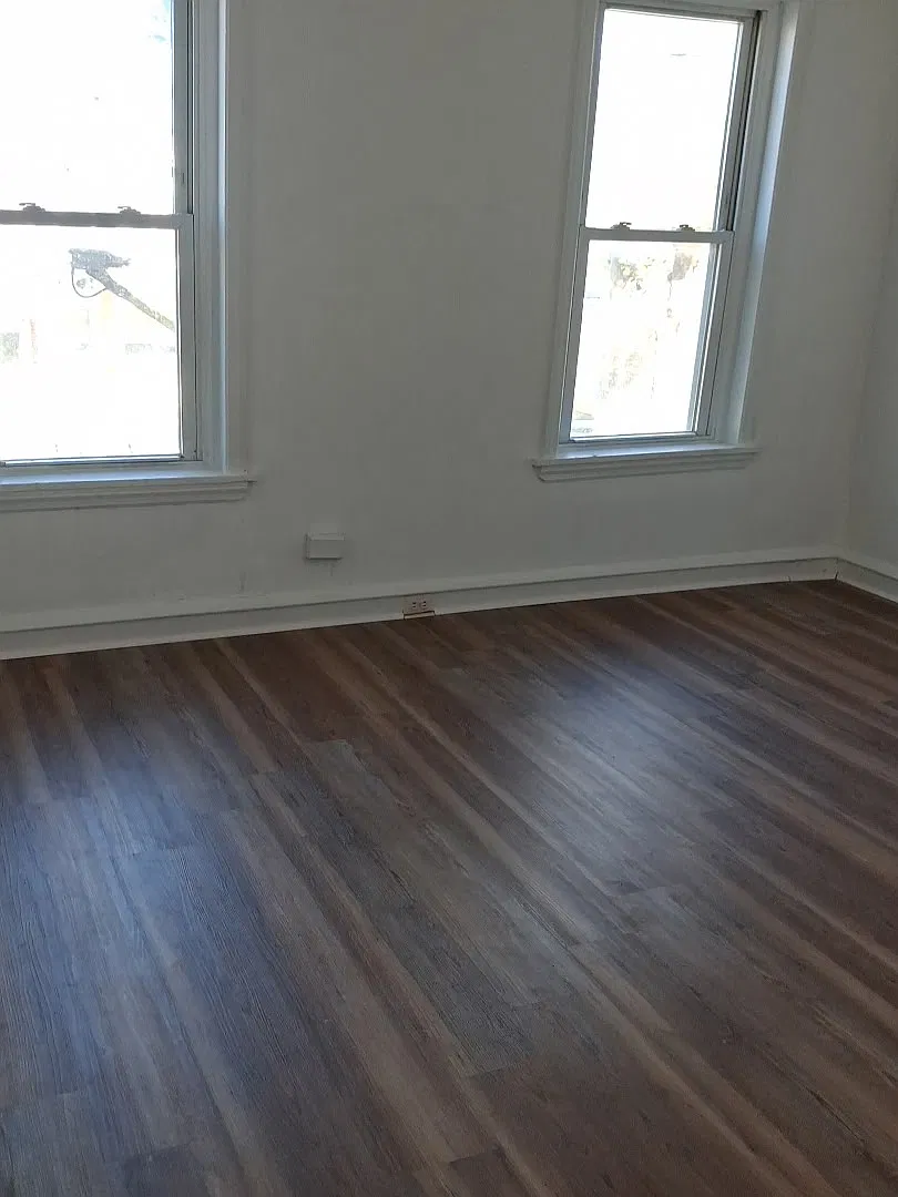 2 bed, 950 sqft, $1,380 — Photo 1
